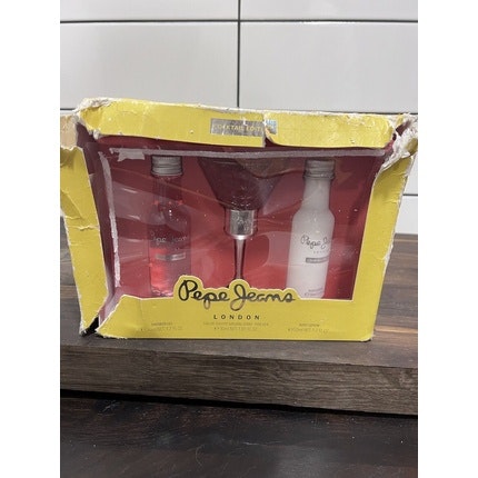 Pepe Jeans Pour elle Eau de Parfum 30ml with Body Lotion and Shower Gel 50ml